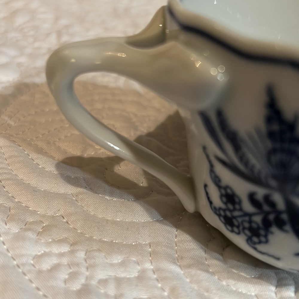 Blue Danube cups and saucers, set of 2 - Picture 15 of 16
